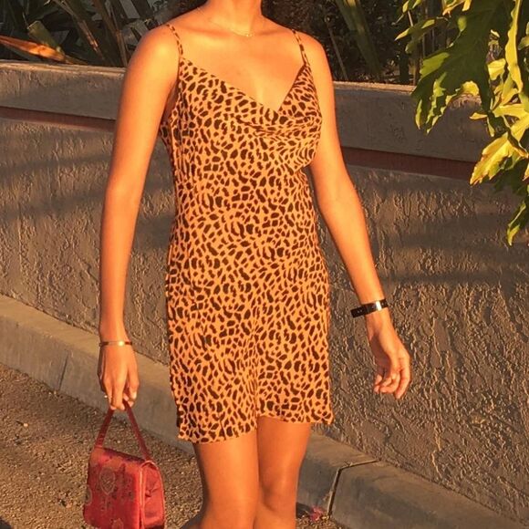 Nasty Gal Leopard print mini dress - Picture 8 of 8